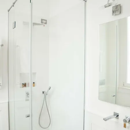 Museum Center Luxury