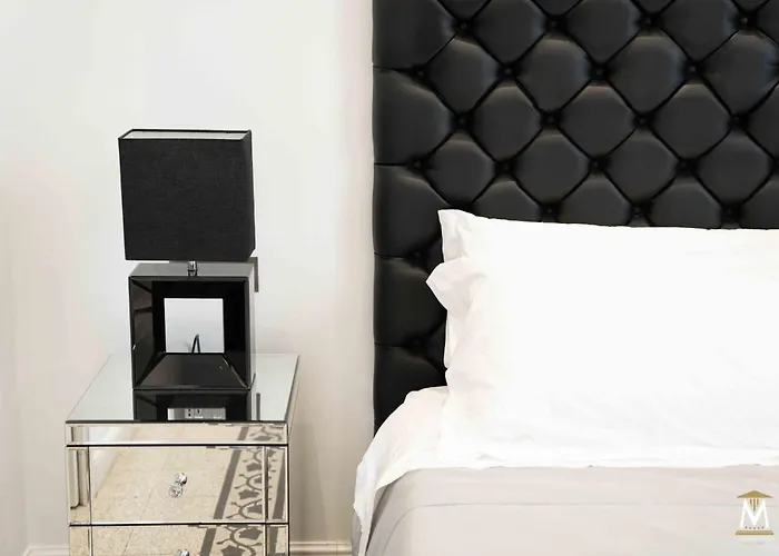 Museum Center Luxury